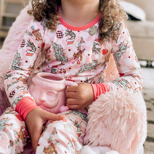 Christmas Green Cartoon Figure Kids Pink Bamboo 2 Piece Pajama Set Pink