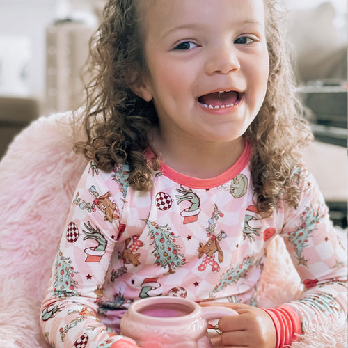 Christmas Green Cartoon Figure Kids Pink Bamboo 2 Piece Pajama Set Pink