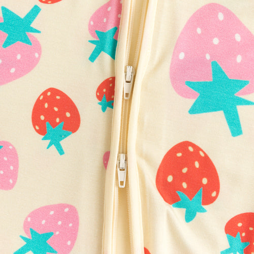Strawberry Pattern Baby Bamboo Zipper Romper