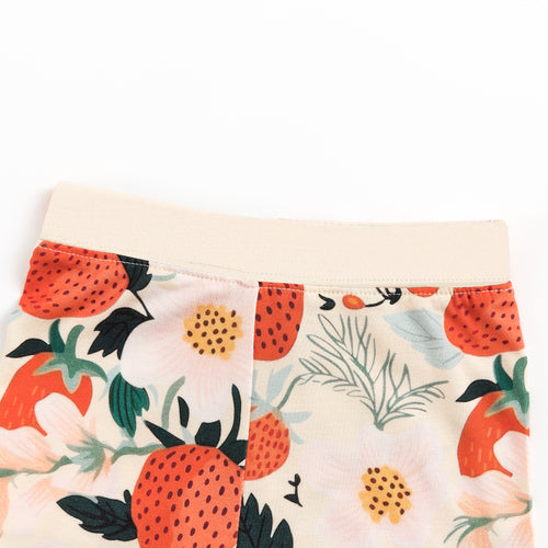 Flowers And Strawberries Two-Piece Bamboo Piece Pajamas